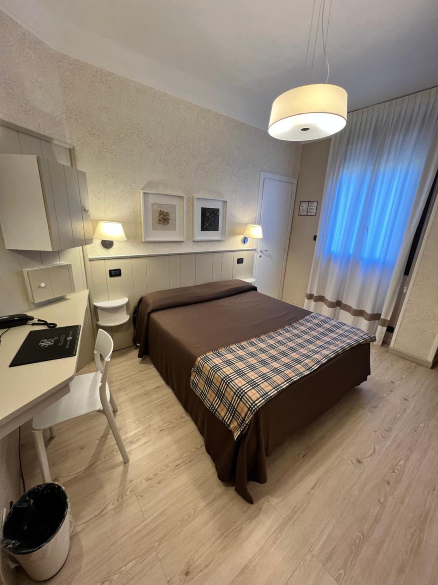 Hotel La Pace San Mauro Torinese Eksteriør bilde