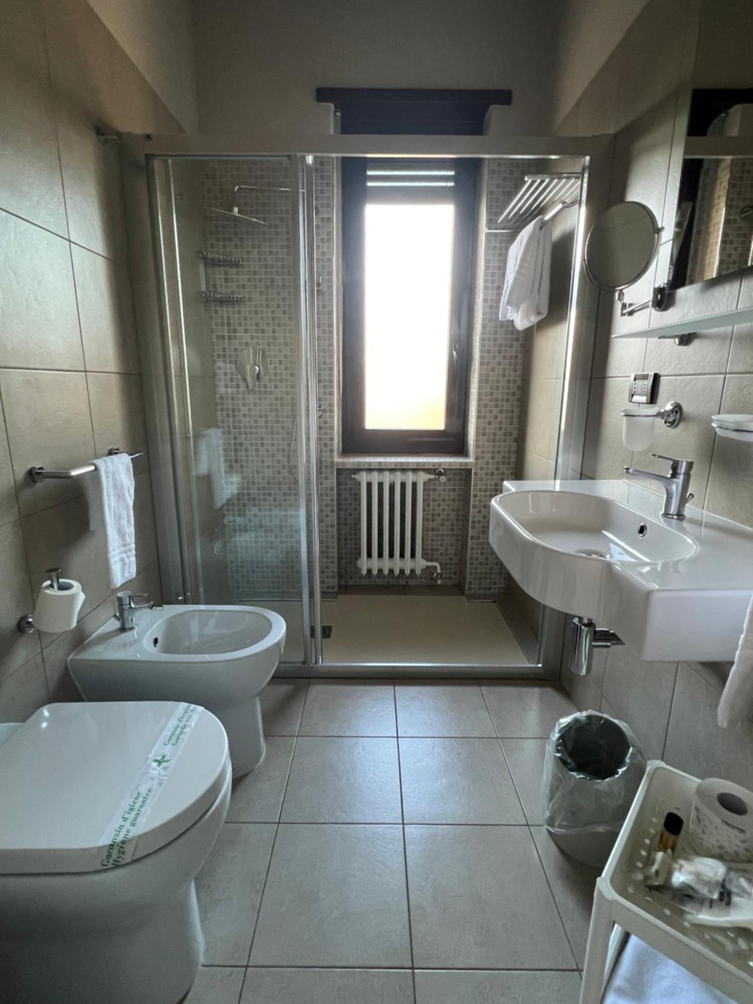 Hotel La Pace San Mauro Torinese Eksteriør bilde