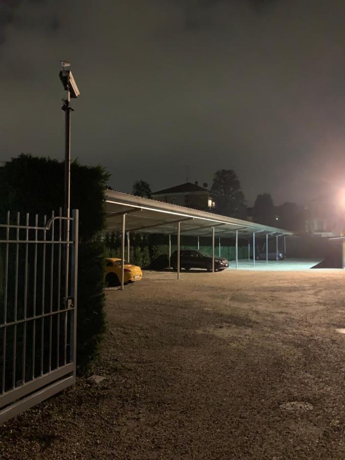 Hotel La Pace San Mauro Torinese Eksteriør bilde